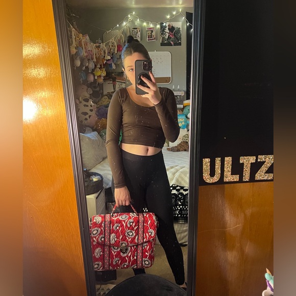 Vera Bradley Deco Daisy Messenger/Laptop Bag - Picture 15 of 16